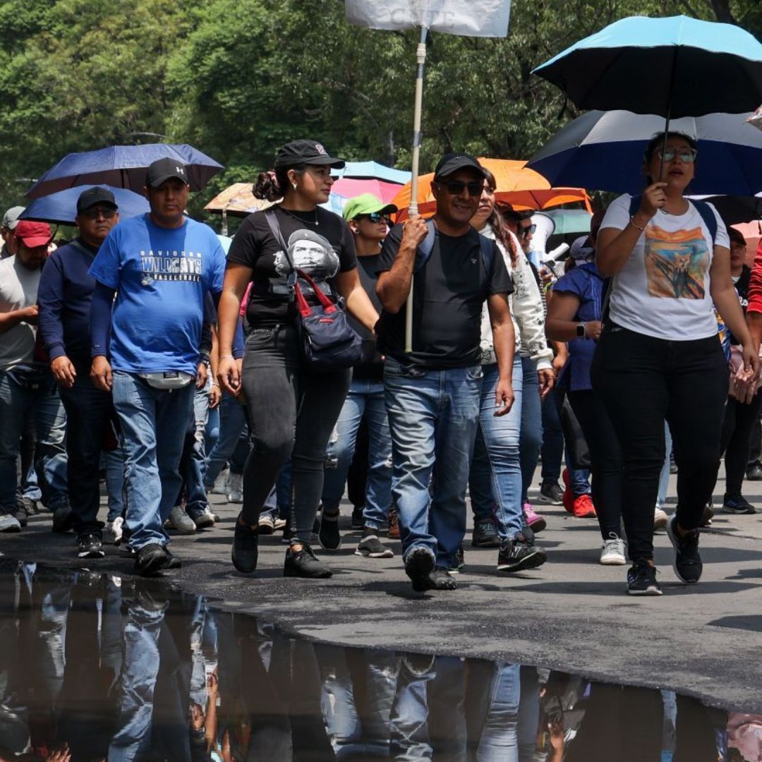 Marcha en calles de la Ciudad de México.